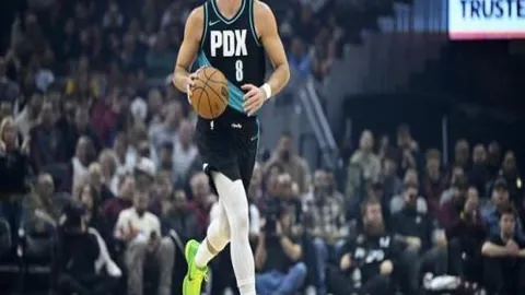 斯瓦泰克完胜拉杜卡努，晋级澳网女单16强