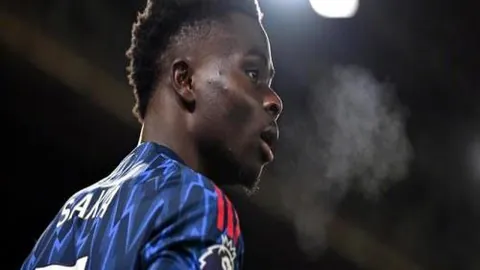 上海击败广州连战连胜，李添荣独砍31分创历史新高！